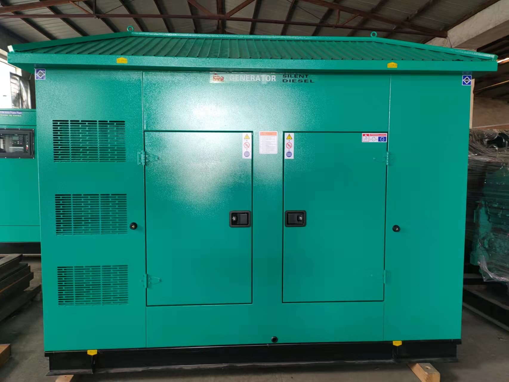 四川静音箱带屋顶1